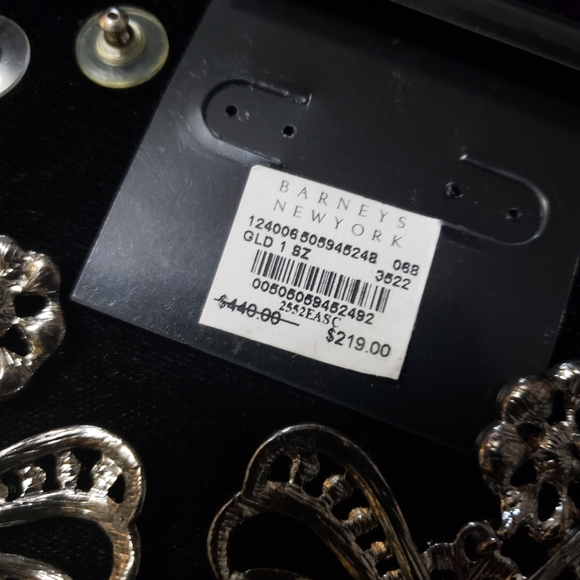 Kenneth Jay Lane - Picture 7 of 11